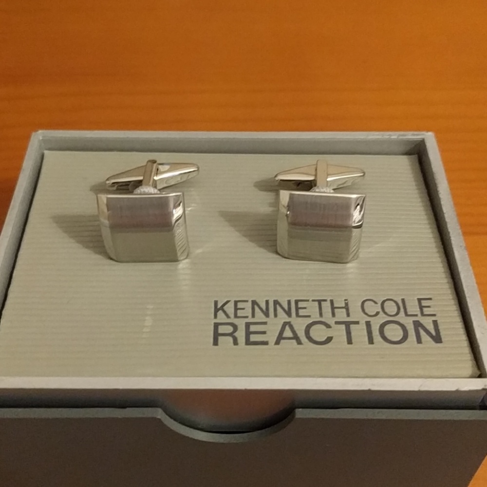 Silver cufflinks *LIKE NEW*
